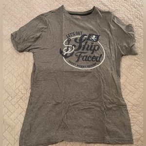 Mens tshirt size large camp david